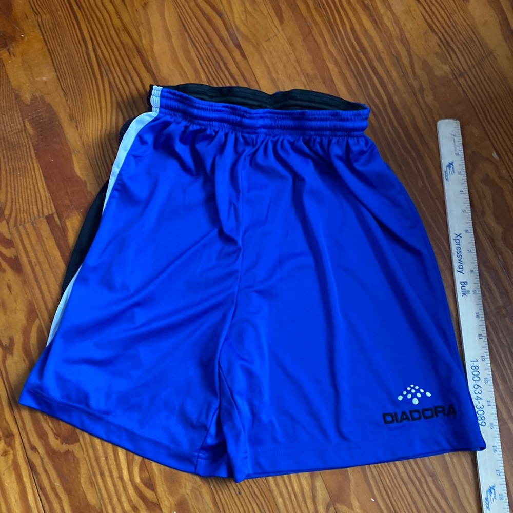 Diadora Athletic shorts, size Men’s Small